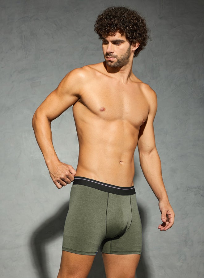 Technosport Men Solid 2-Way Stretch Trunks - Image 2