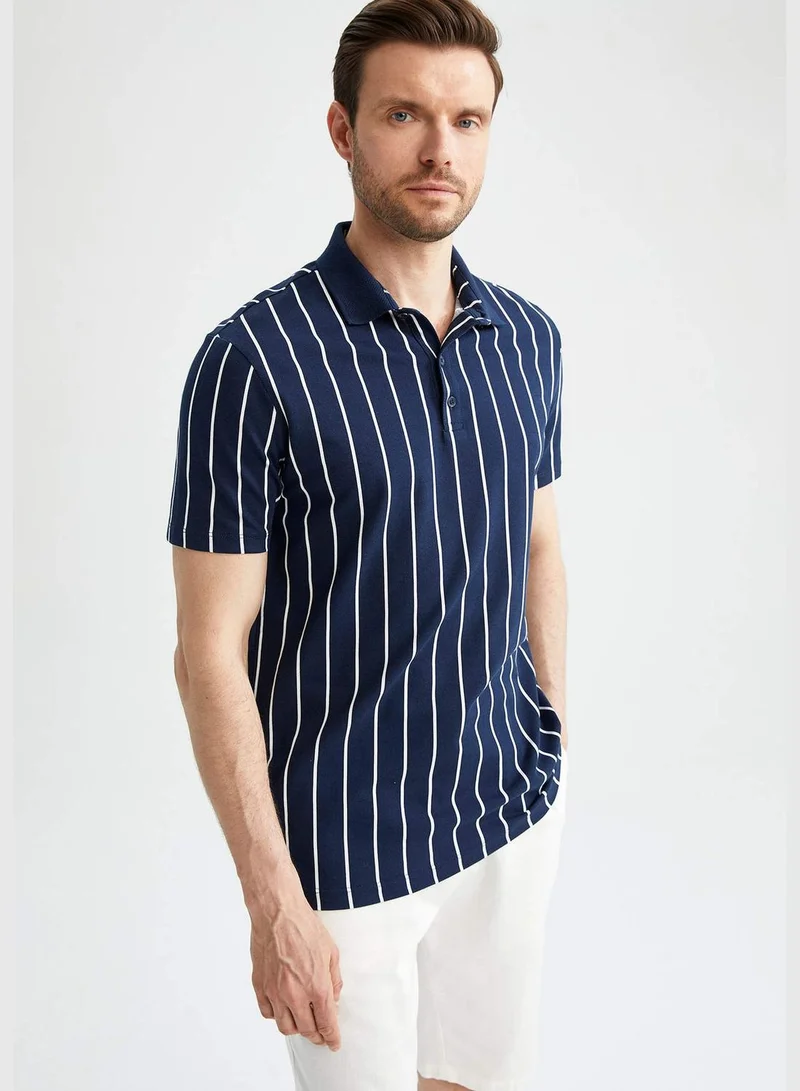 ديفاكتو Slim Fit Short Sleeve Striped T-Shirt