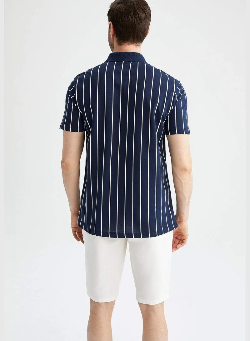 ديفاكتو Slim Fit Short Sleeve Striped T-Shirt