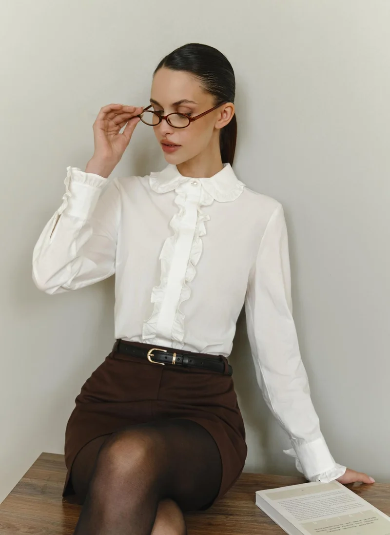 Lichi Straight shirt with ruffles on collar and placket
