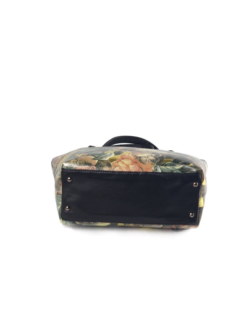 LEATHERIA Deluxe Genuine Leather Handbag for Women with an Elegant Floral Pattern - For Special Occasions- Medium Size - Image 3