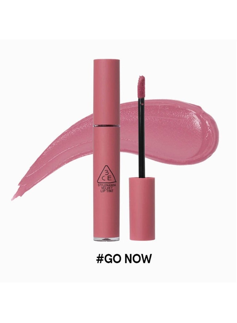 ثري سي إي أحمر شفاه مخملي غير لامع من 3CE يدوم طويلاً ولن يبهت