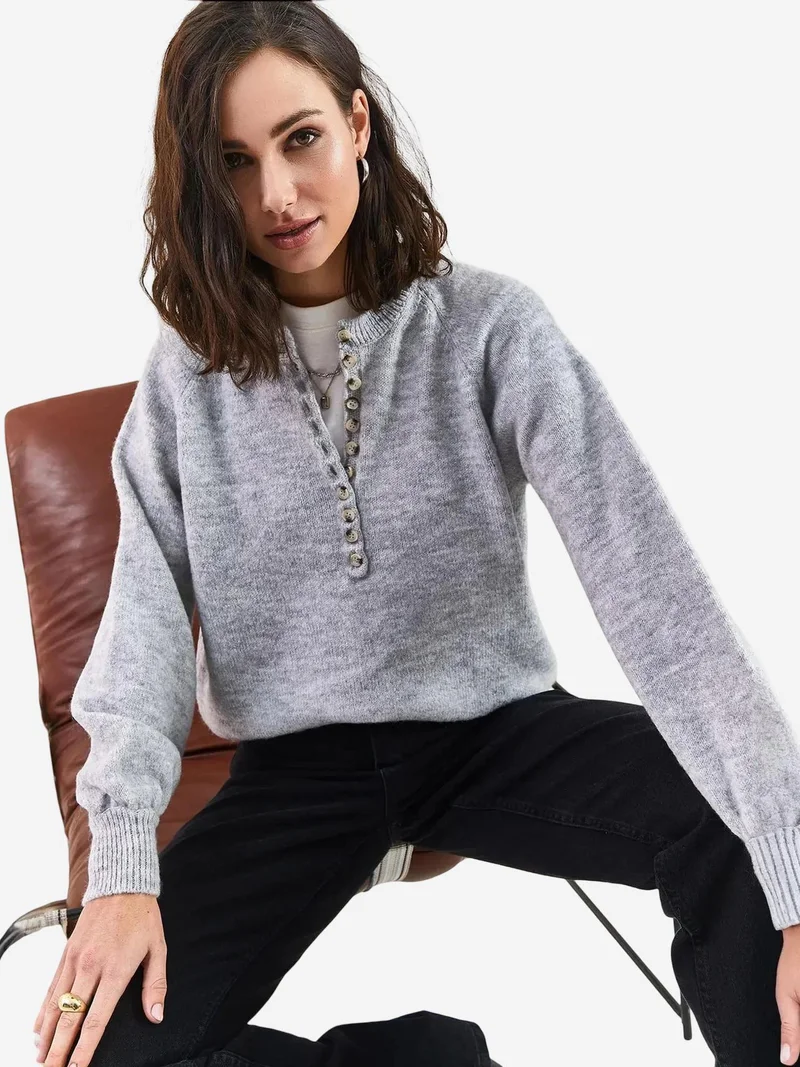 بيانكو لوتشي بلوفر محبوك مخطط من لوتشي