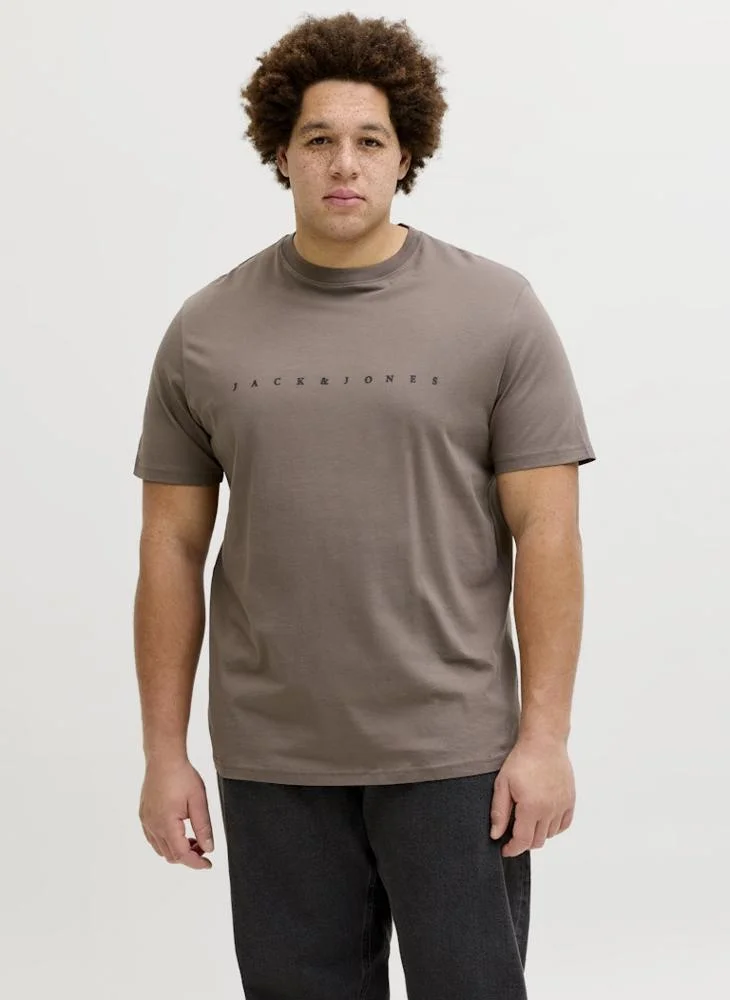 Plus Size Graphic Crew Neck T-Shirt
