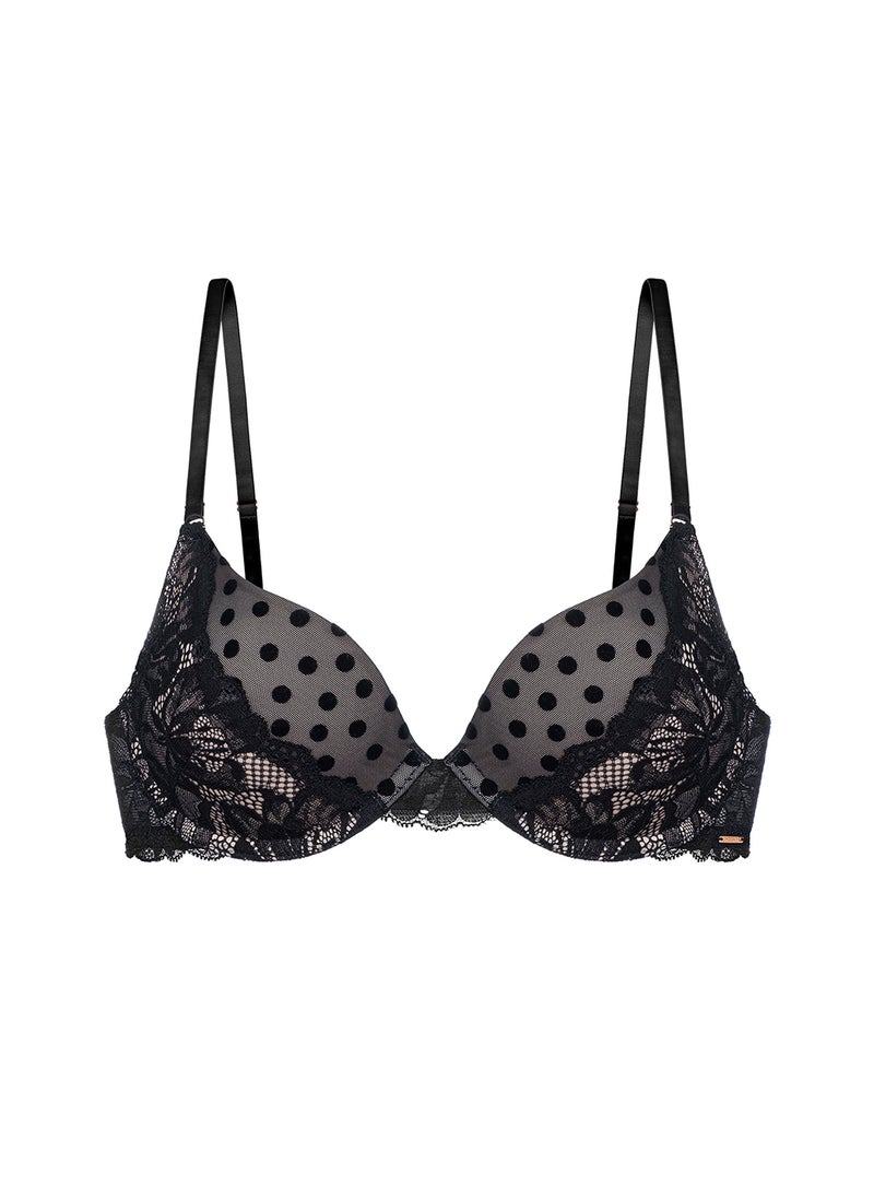 Lace Plunge Neck Bra - pzsku/Z3DCDED6CCA81B9DE635CZ/45/_/1729233404/2ddeea1e-ea06-43a1-ada6-3c9278d76102