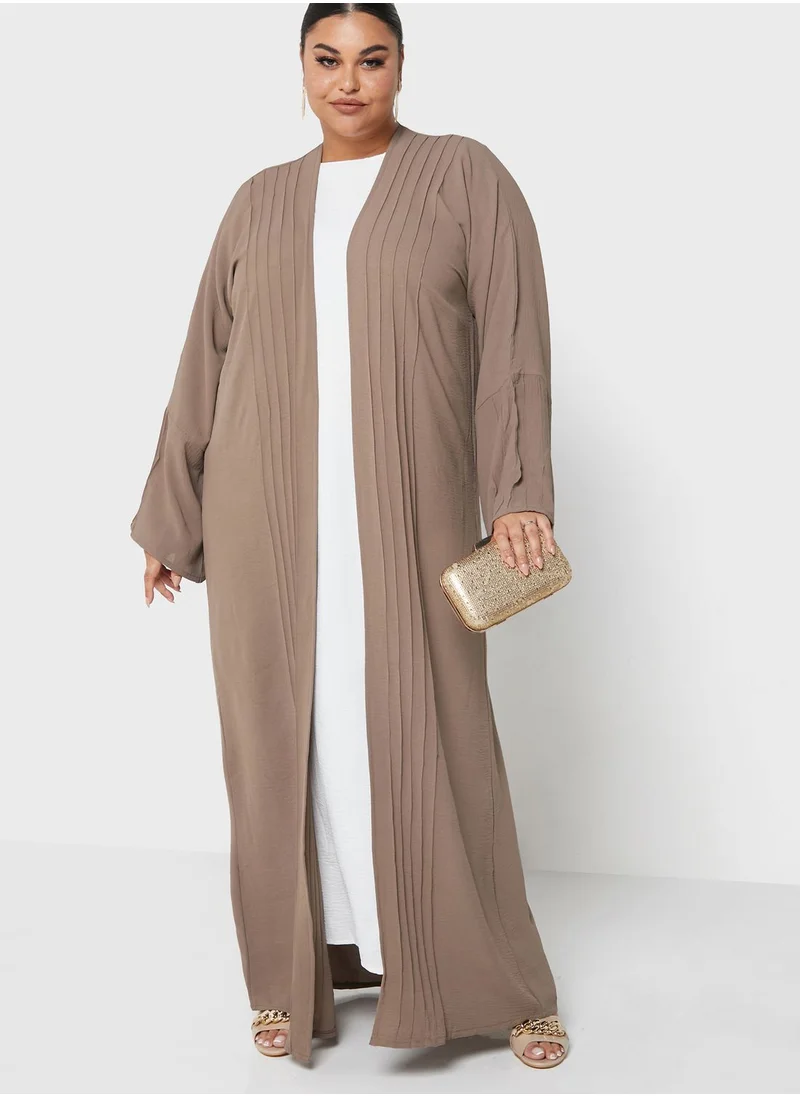 Hayas Closet Curve Contrast Detail Abaya