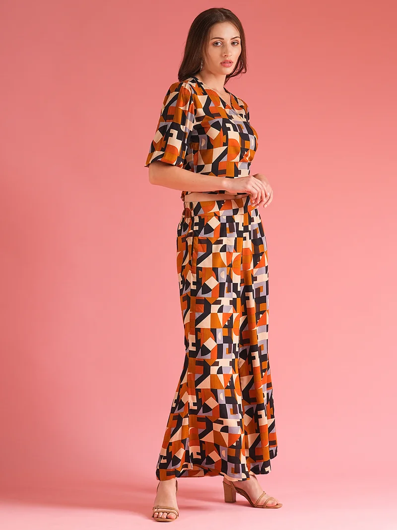 جلو باص Women Abstract Wrap Neck Tie Back Top With Palazzos Co-Ord Set