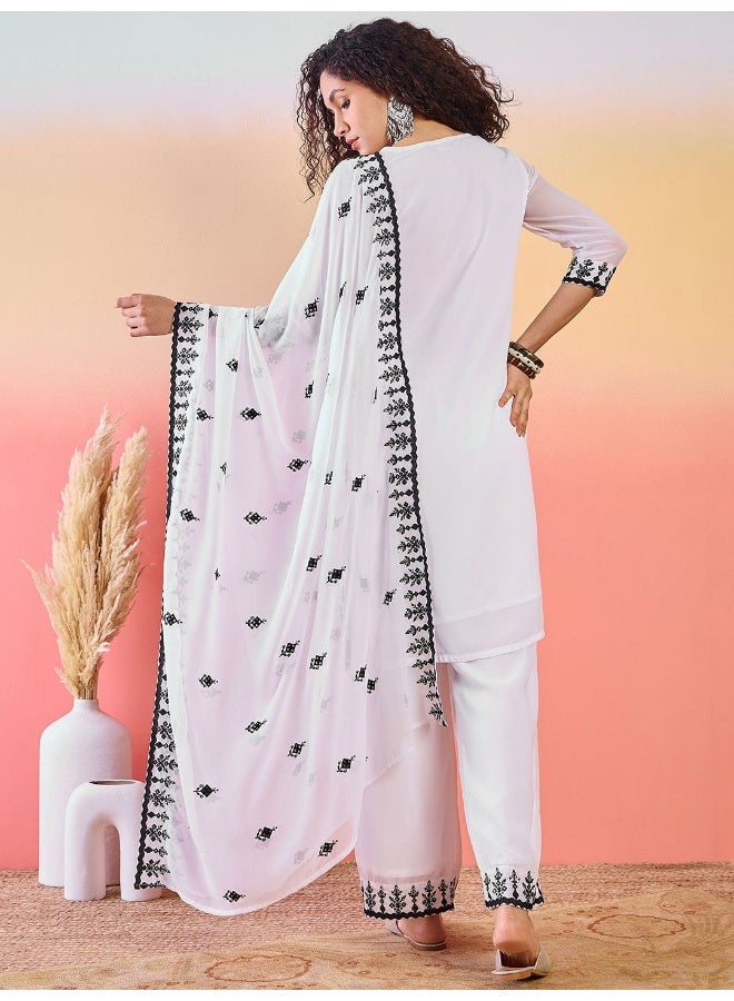 AKS Black Embroidered White Kurta Palazzo Set With Emnroidered Dupatta - Image 4