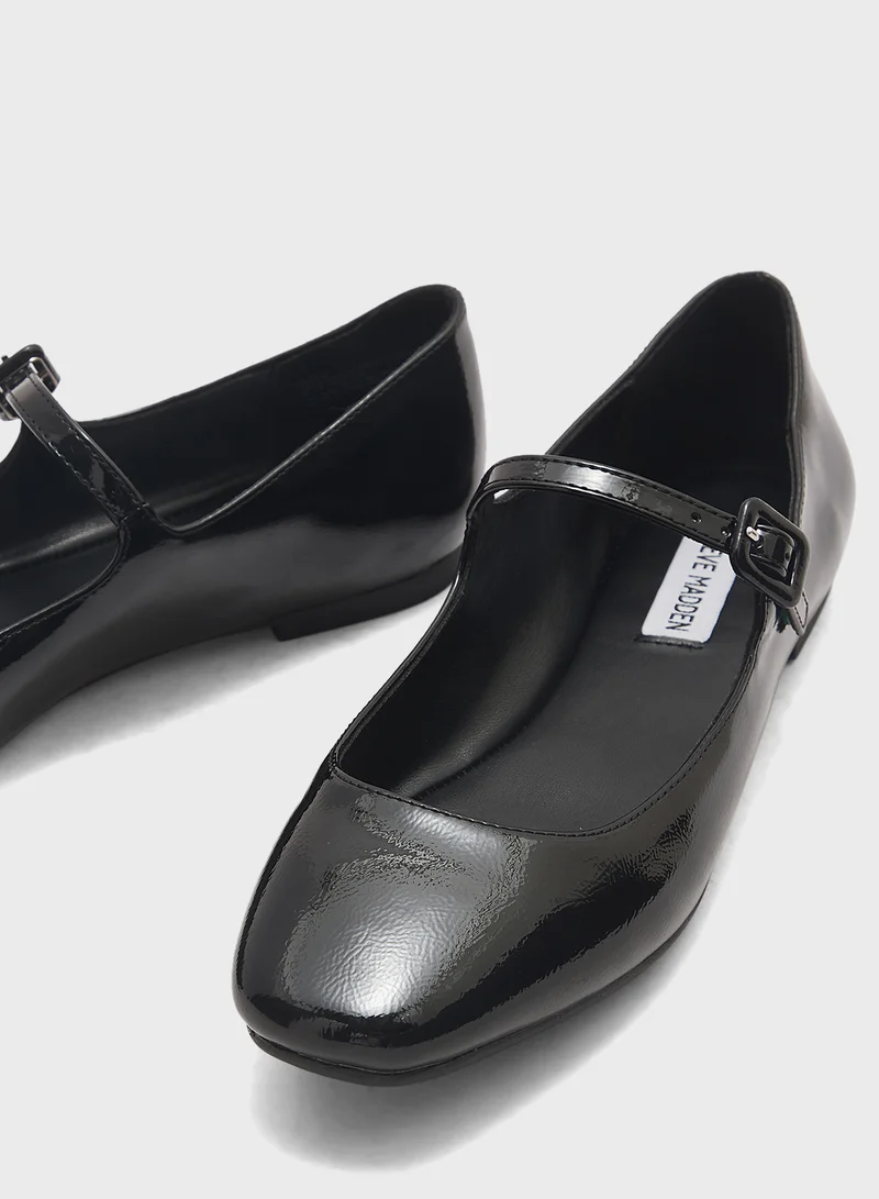 STEVE MADDEN Caddie Buckle Strap Closed Toe Ballerinas