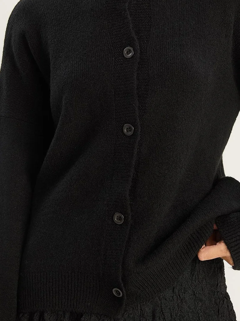 Bianco Lucci Black LUCCI Thick Ribbed Knit Cardigan with Button Closure for Women | Best Price UAE