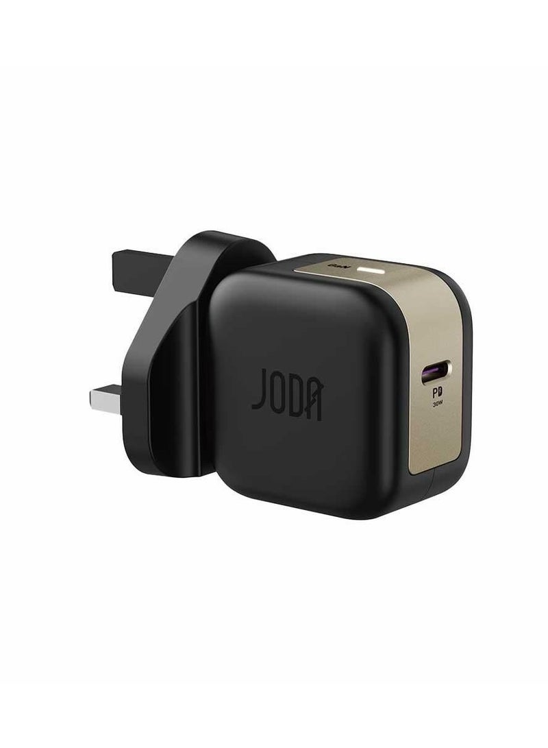 جودا شاحن جداري JODA بقوة 30 واط وتقنية GaN يوفّر شحن سريع وآمن بحجم مدمج وخفيف. مزود بمنفذ USB-C، ويُعد مثاليًا للاستخدام في المنزل أو أثناء التنقل. - Image 1