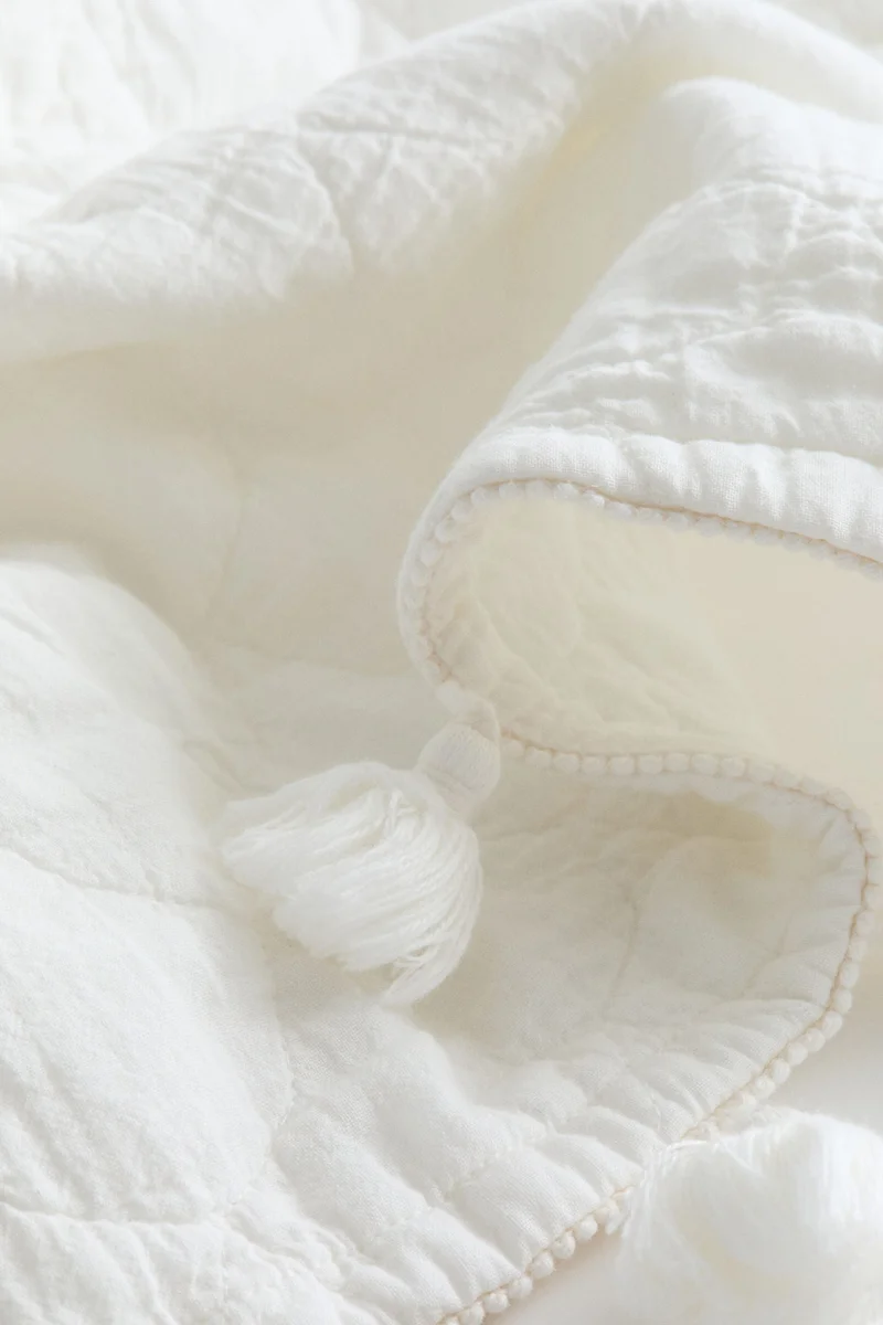 H&M Quilted cotton bedspread