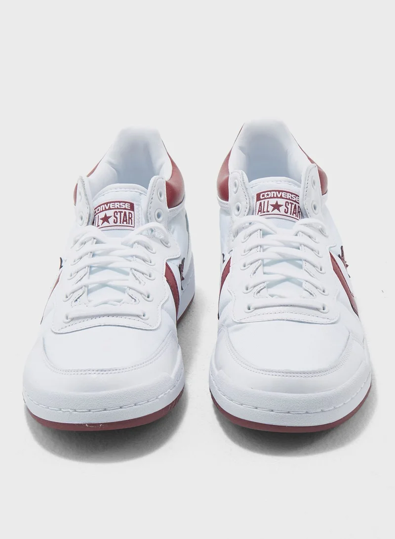 CONVERSE Fastbreak 83