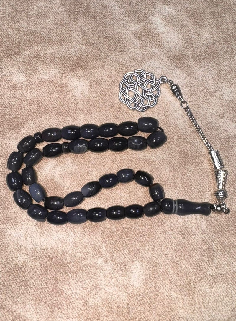 Yemeni Agate Prayer Beads – 33 oval-shaped beads, 6mm in size, in a rare and elegant color with a luxurious metal tassel. Comes in a premium gift box, perfect for gifting on all occasions. - Image 1