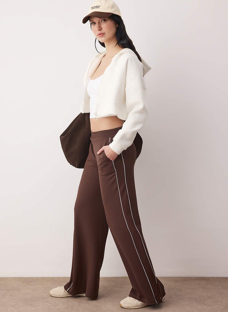 trendyol Brown Straight Interlock Sportswear Sweatpants - Image 2