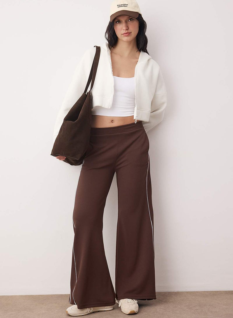 trendyol Brown Straight Interlock Sportswear Sweatpants - Image 3