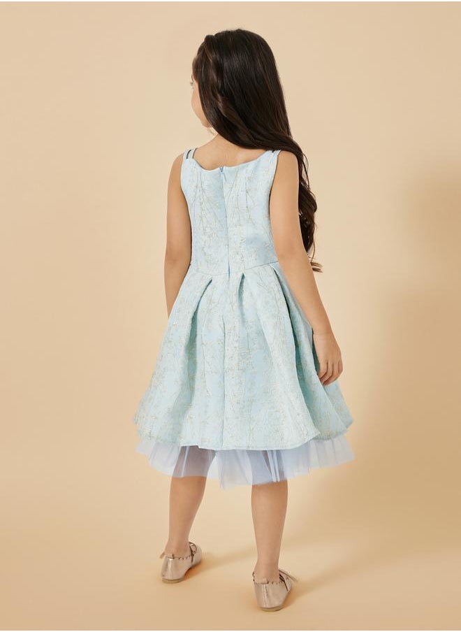 Styli Floral Jacquard Sleeveless Pleated Dress  - Image 5
