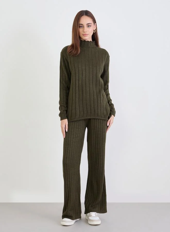 ستايلي طقم منسق من بنطال وسويتر محبوك بتفاصيل مضلعة