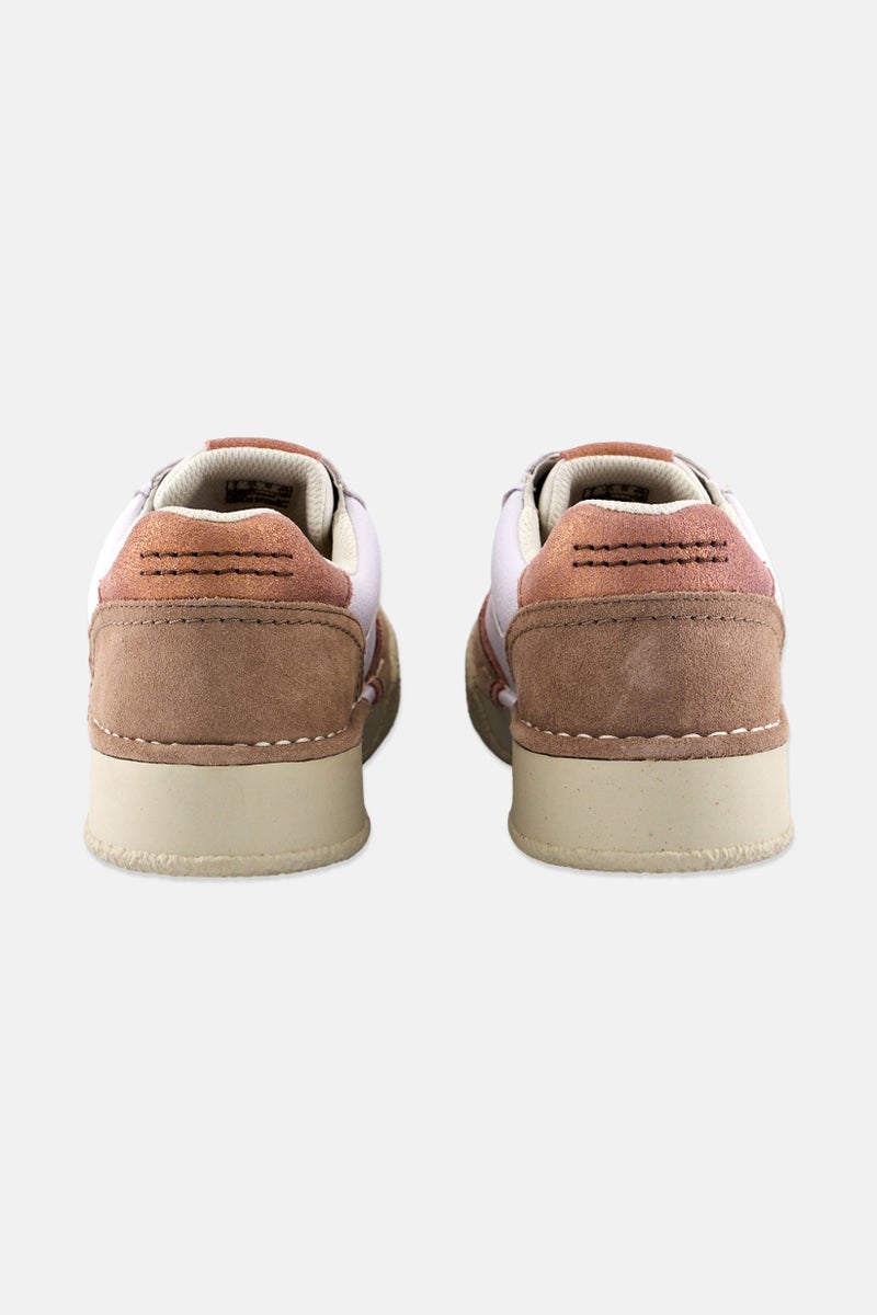 clarks أحذية نسائية عادية مزينة بالدانتيل، لون بنفسجي فاتح - Image 2