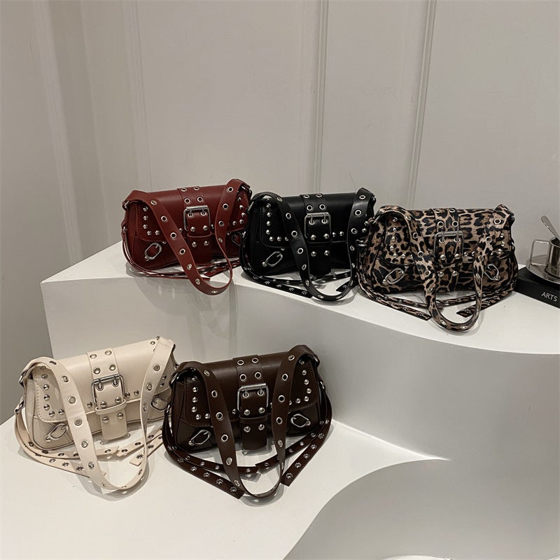 Girl Rivet Bag Women'S 2025 Spring New Texted Personalized Design Motorcycle Shoulder Crossbody Underarm Baguette Bag - Image 3