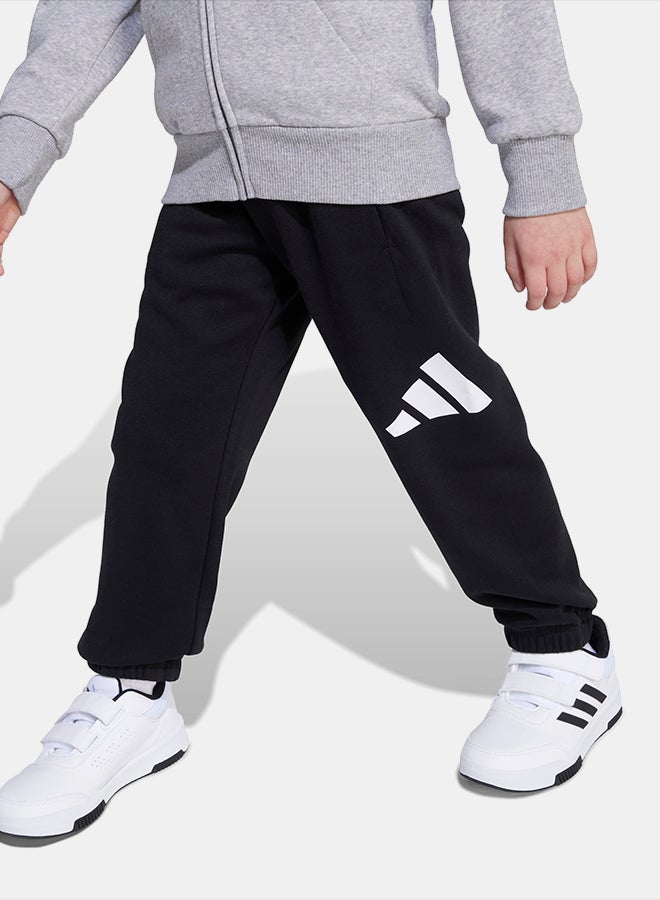 Adidas Essentials Track Suit Kids - Image 4