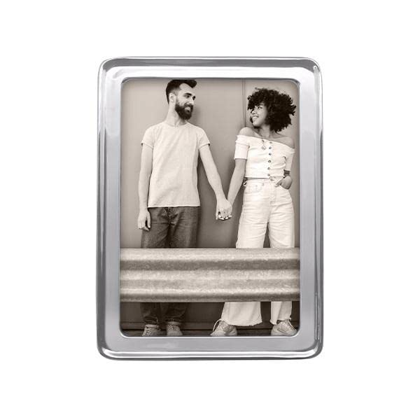 Mariposa Signature 5x7 Frame - Image 1