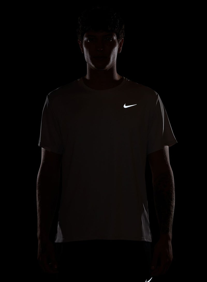 Nike DRI-FIT UV MILER SS - Image 2