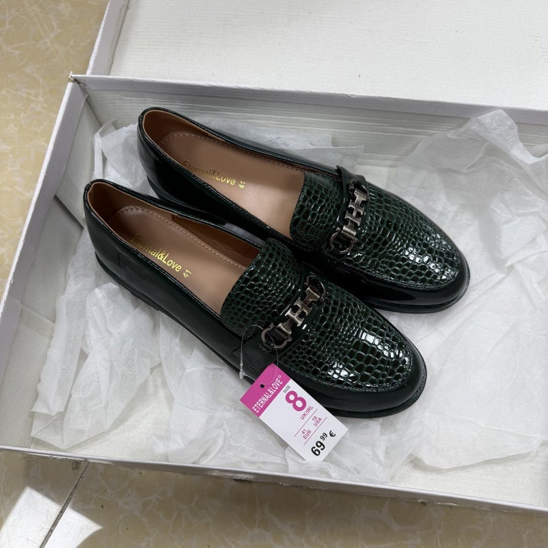 Fashion Versatile Crocodile Pattern Buckle Thick Heel Loafers - Image 5