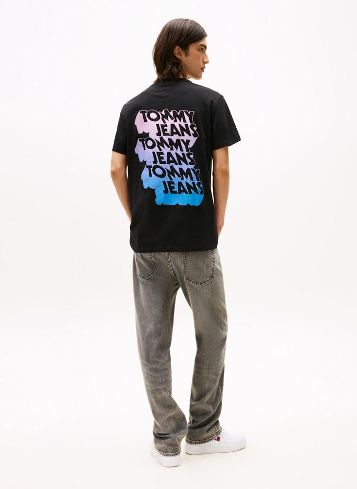 تومي جينز تيشيرت بقصة عادية وأكمام قصيرة - Image 2