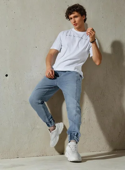 Hubberholme Men's Light Blue 100% Cotton Solid Pattern Full Length Jogger Jeans