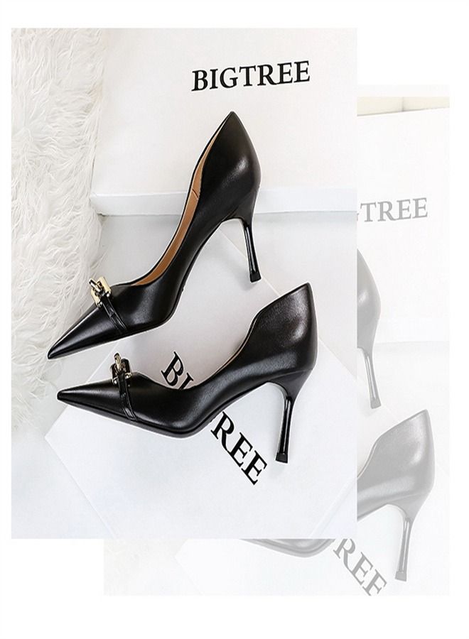 BIGTREE حذاء بكعب عالٍ مزخرف بإبزيم معدني مدبب 7 سم، أسود - Image 3