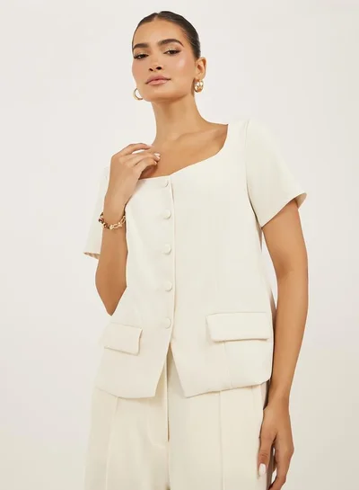 ستايلي بلوزة ستايلي مربعة بياقة مربعة مع تفاصيل جيب