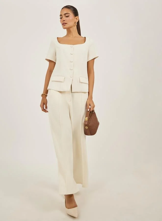 ستايلي بلوزة ستايلي مربعة بياقة مربعة مع تفاصيل جيب