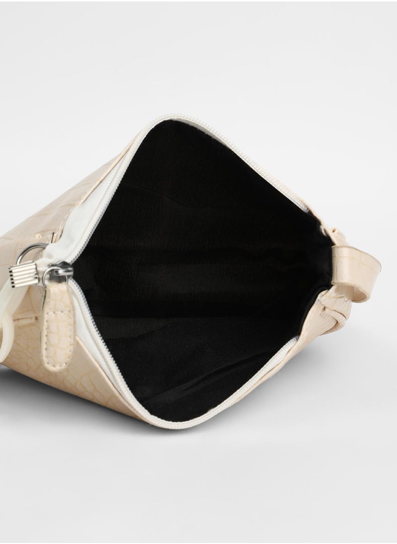 Haute Sauce - Solid Zip Lock Regular Vegan Leather Hand Bag For Women - Image 1