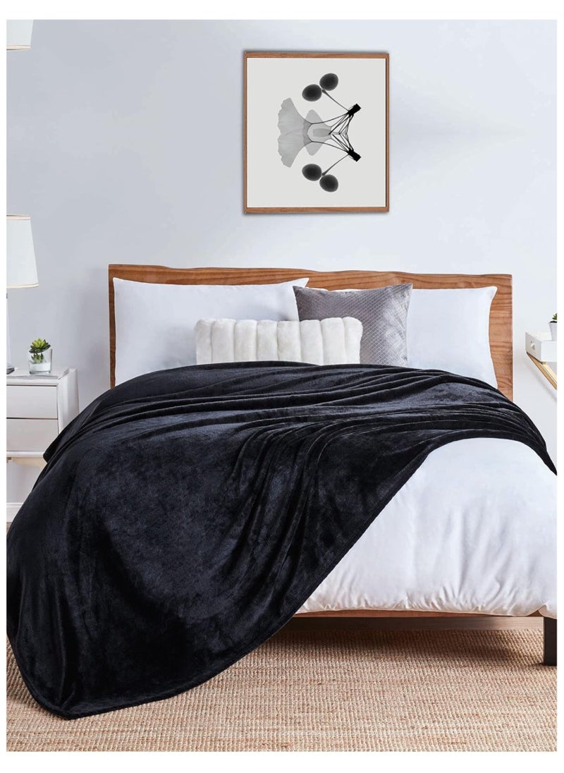 Donetella Fleece Blanket, King Size 210x240 cm, 350 GSM, Lightweight Ultra Soft & Warm Solid Throw Blanket, Cozy  for Sofa, Bed & Couch  - Image 1