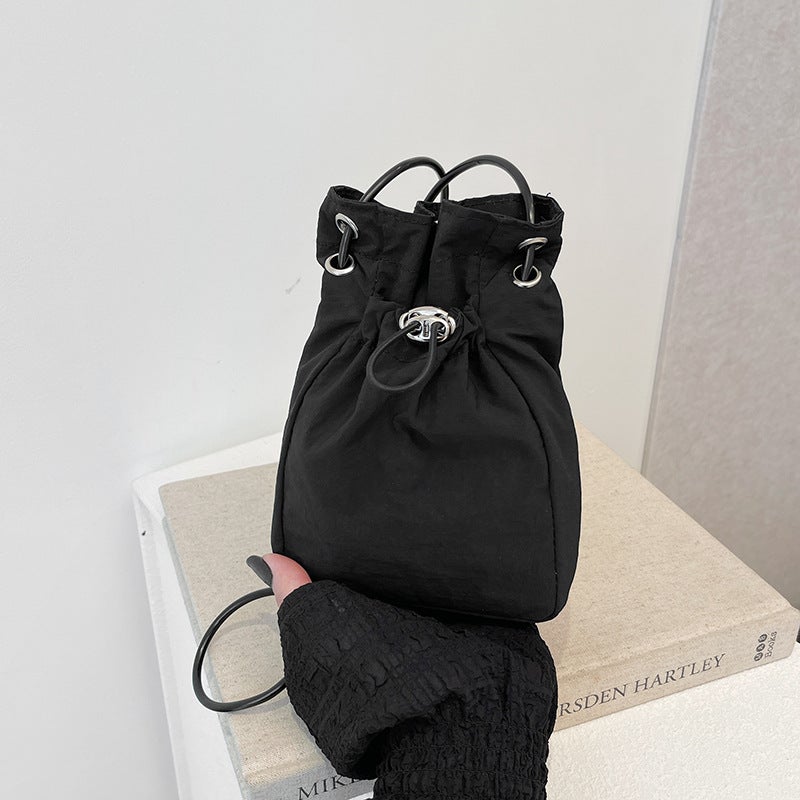 Fashion Casual Bucket Bag Women'S 2024 Korean-Style Simple All-Match Shoulder Bag Fashionable Mobile Phone Bag - Image 4