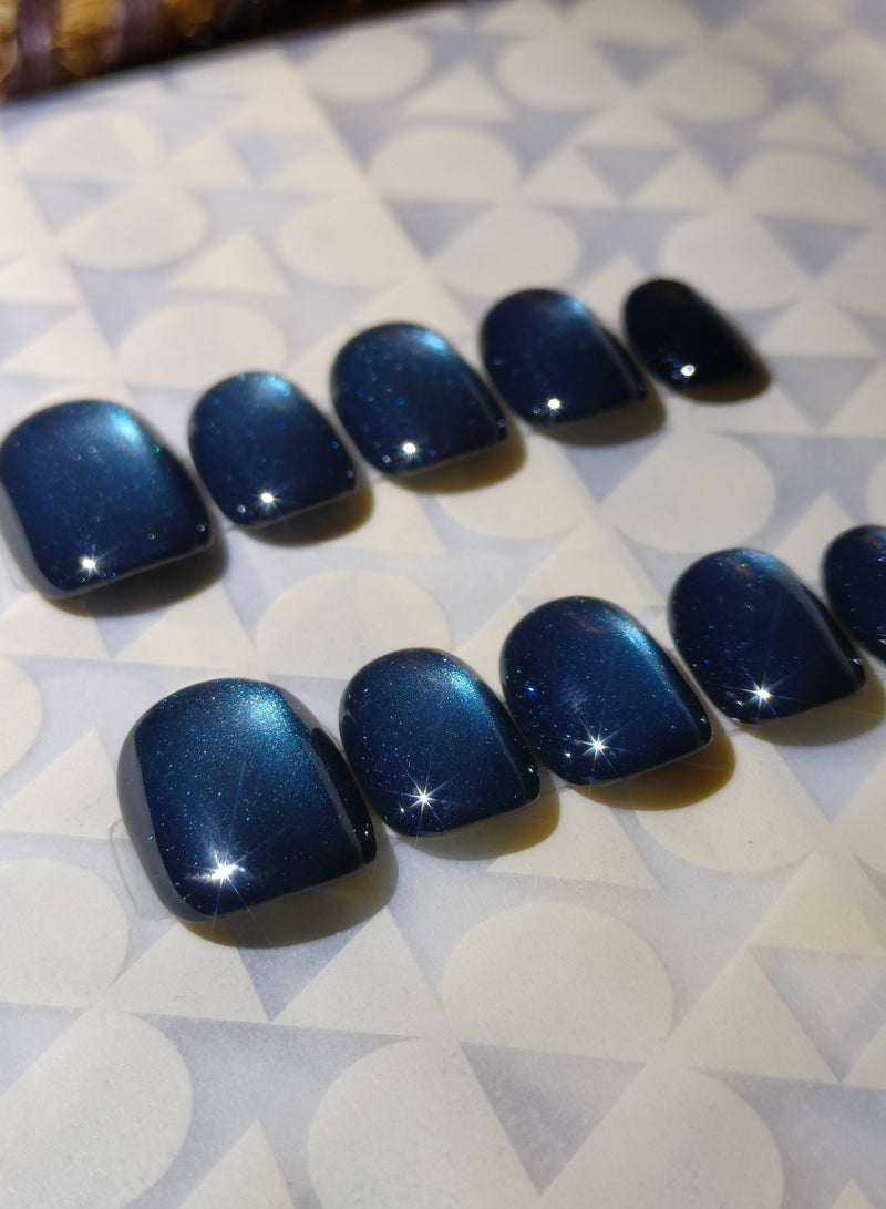 LauraTheBeauty 10 Pcs Rhinestone Nail Art False Nails Short Square Fake Nails Press on Nails with Wearing Tools - Image 5