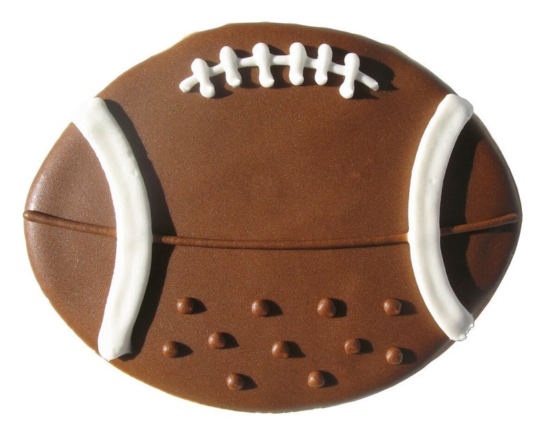 R&M International R&M International Sports Cookie Cutters  Baseball Cap  Bat  Glove  Football  Helmet  Sneaker  Circle  7-Piece Set  - Image 4
