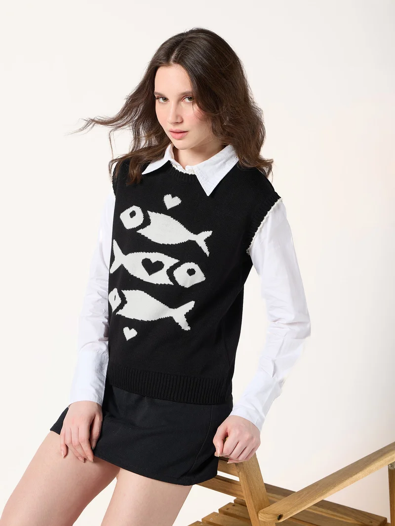 OUTZIDR Black Sleeveless Contrast Rib Sweater