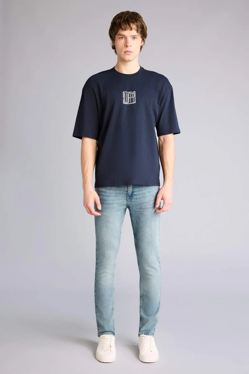 ديفاكتو Boxy Fit One Piece Print T-Shirt