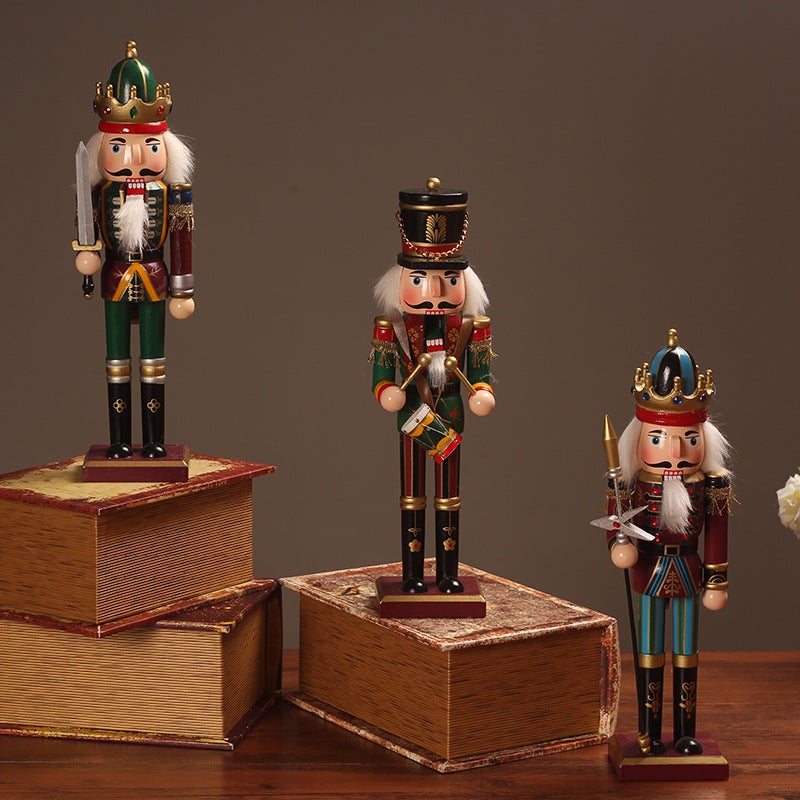 Creative European 30Cm Nutcracker Soldier Character Ornaments Home Decorations Living Room Wine Cabinet Artwork - Image 4