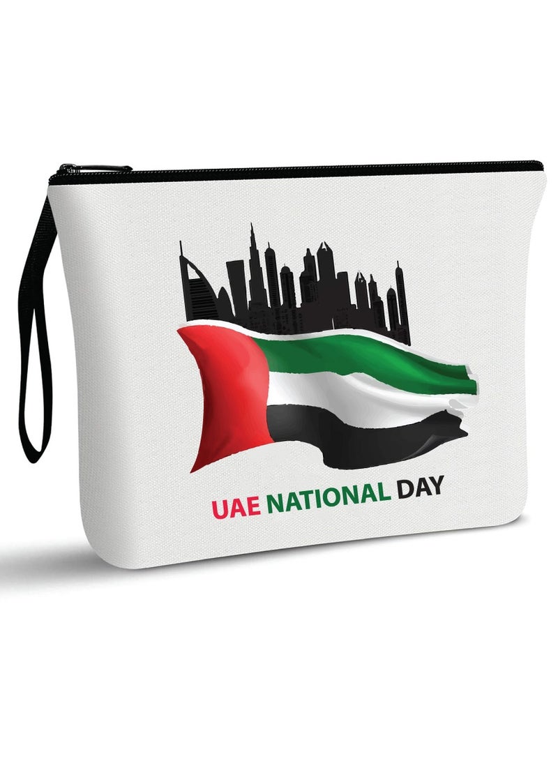 حقيبة مستحضرات التجميل لليوم الوطني لدولة الإمارات العربية المتحدة، حقيبة بسحاب كامل - احتفل بهدية اليوم الوطني لدولة الإمارات العربية المتحدة للمرأة - Image 1