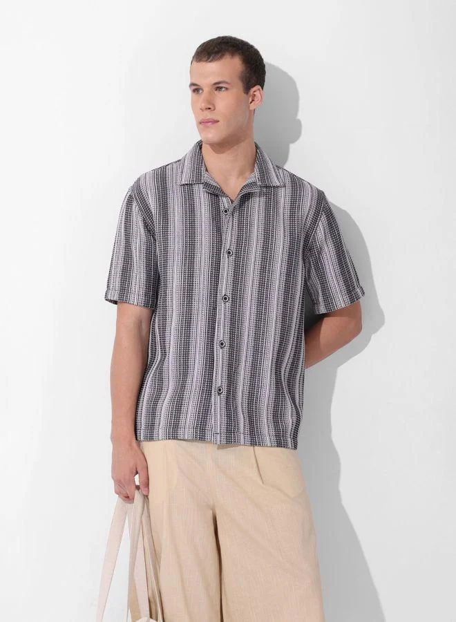 شركة المرآب الهندية Men Relaxed Fit Checked Cuban Collar Half Sleeves Shirt