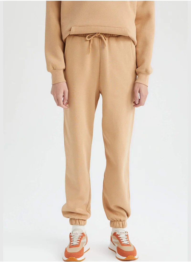 DeFacto Relaxed Fit Tracksuit Joggers