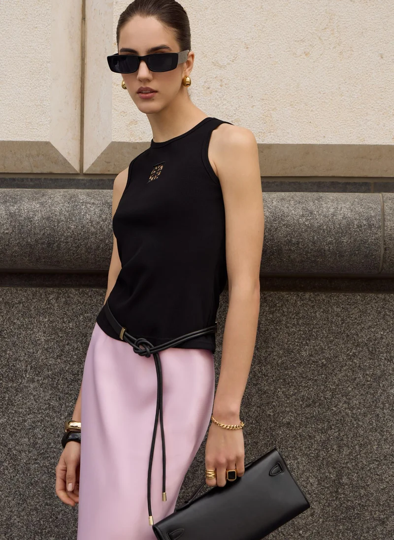 Lichi Jersey top with square detail on the chest