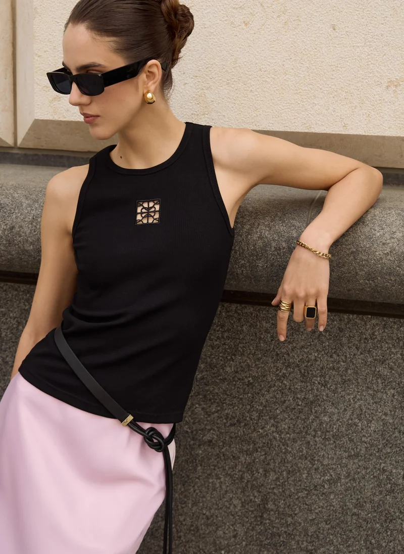 Lichi Jersey top with square detail on the chest