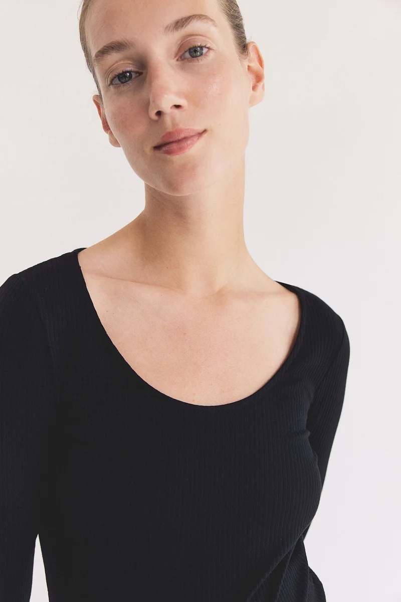 H&M Mama Ribbed Bodycon Dress