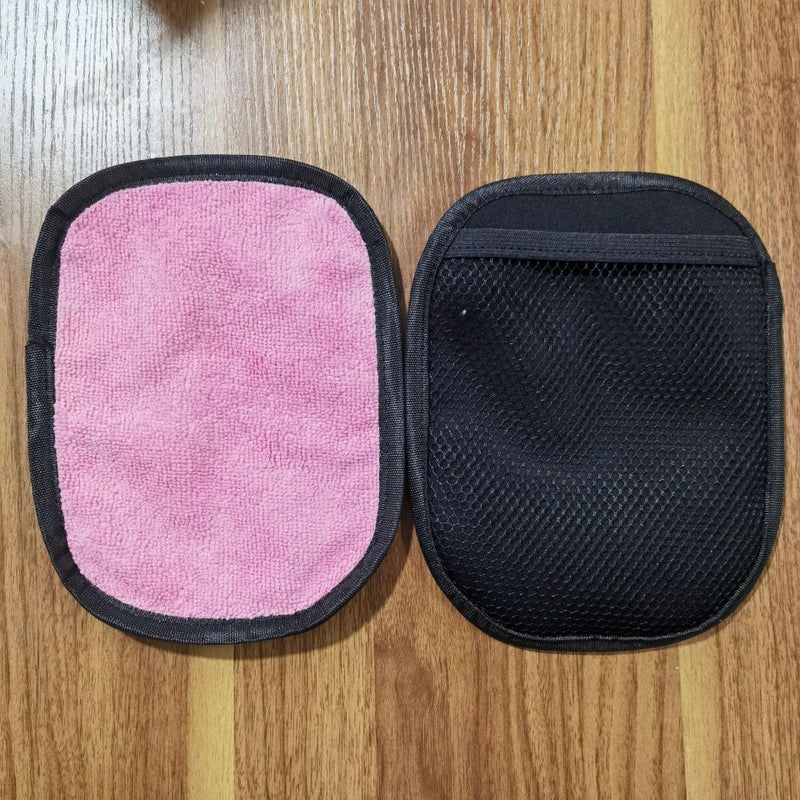 Sand Wiping Gloves, Beach Sand Removal Gloves, Beach Sand Removal Bag, Essential Beach Sand Removal and Cleaning Tool - Image 1