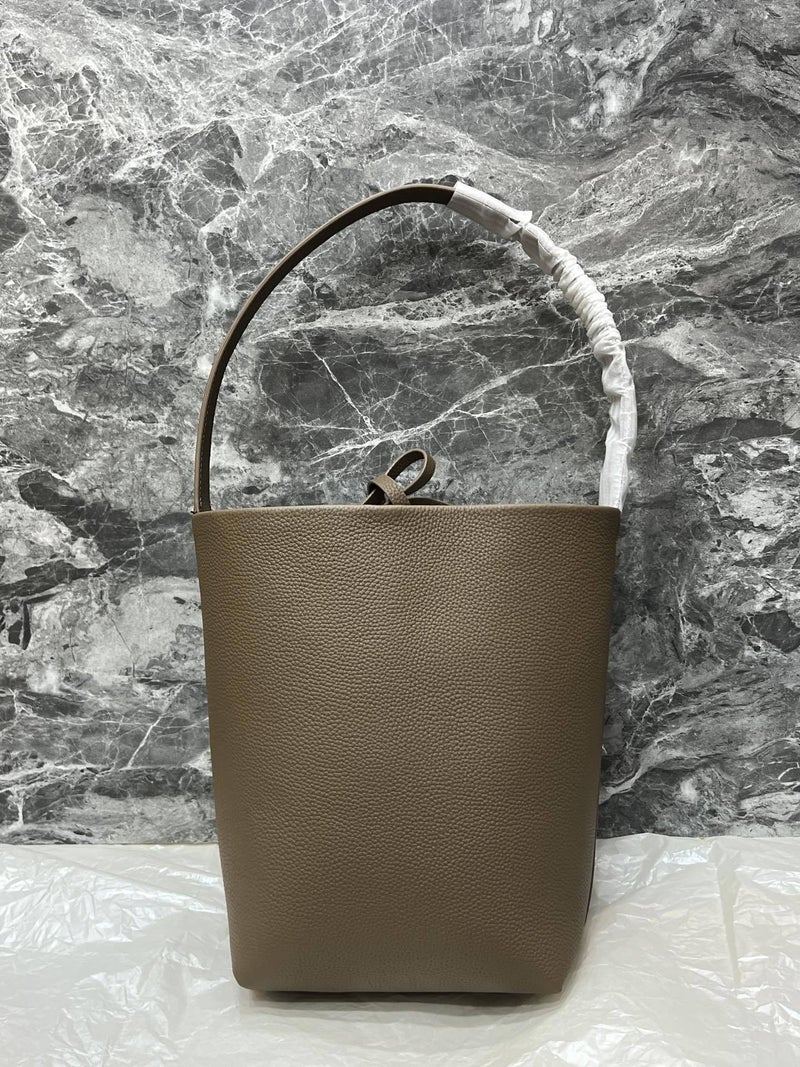 Row Bag Genuine Leather Single-Shoulder Portable Large-Capacity High-End Niche Litchi-Grain Cowhide Commuter Bucket Bag For Women - Image 1