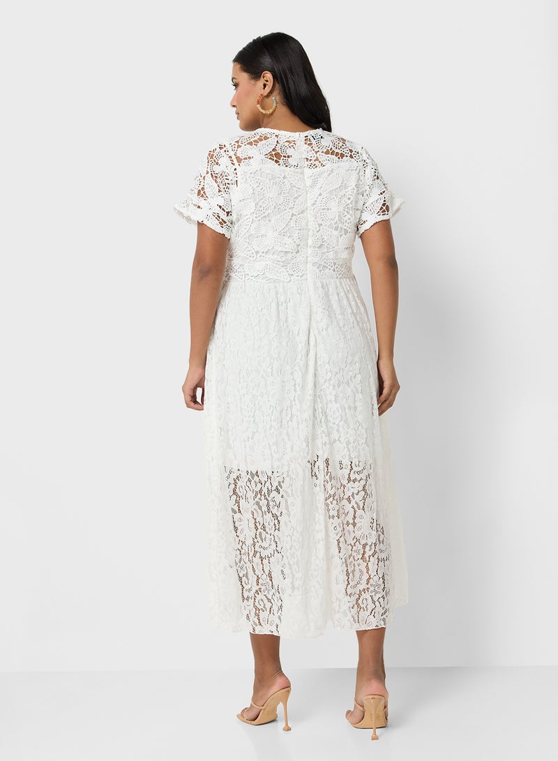 Ella Plus Lace Tiered Dress - Image 2